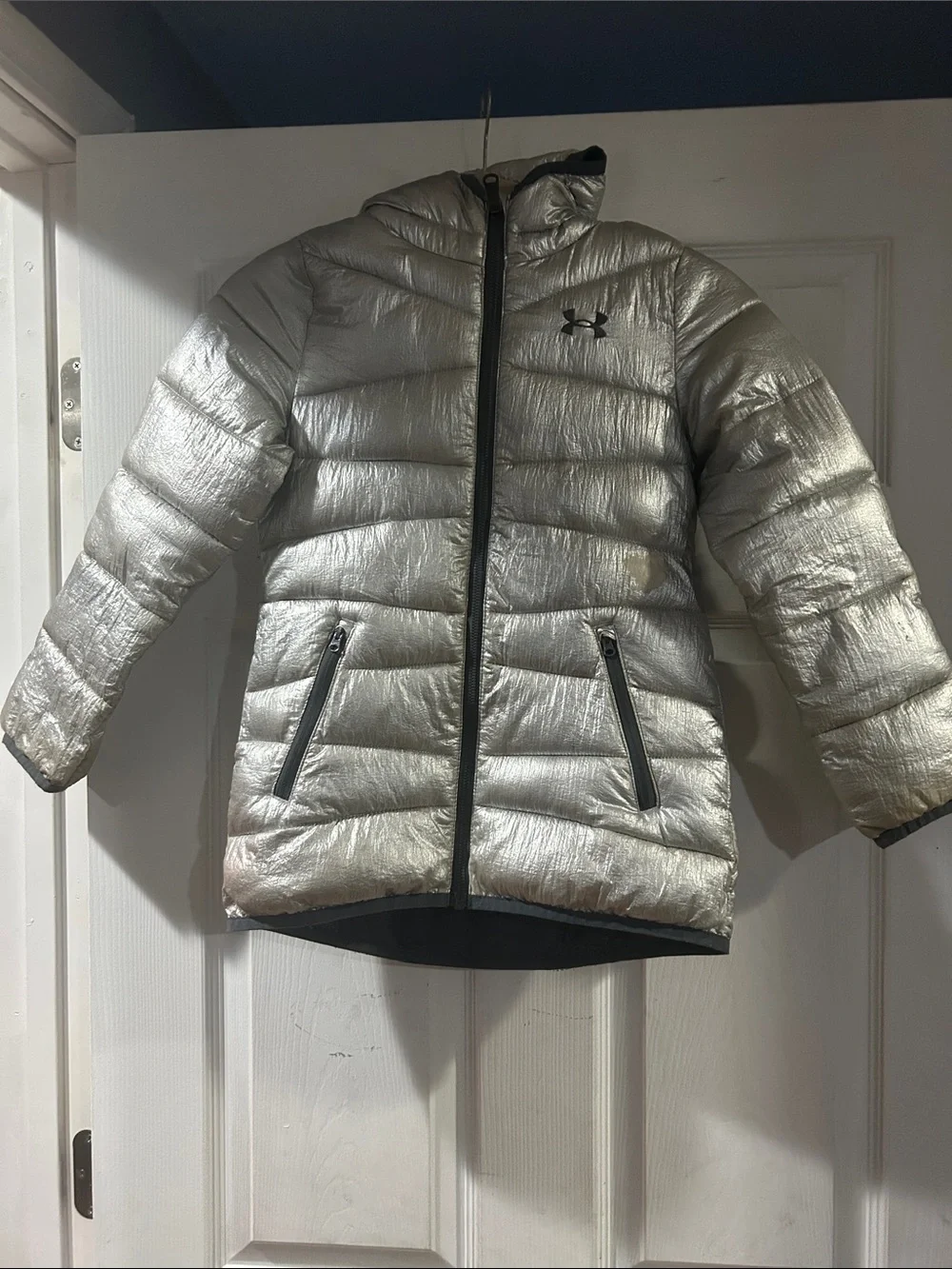 Under Armour girls youth small Metallic Silver Puffer Coat with Hood